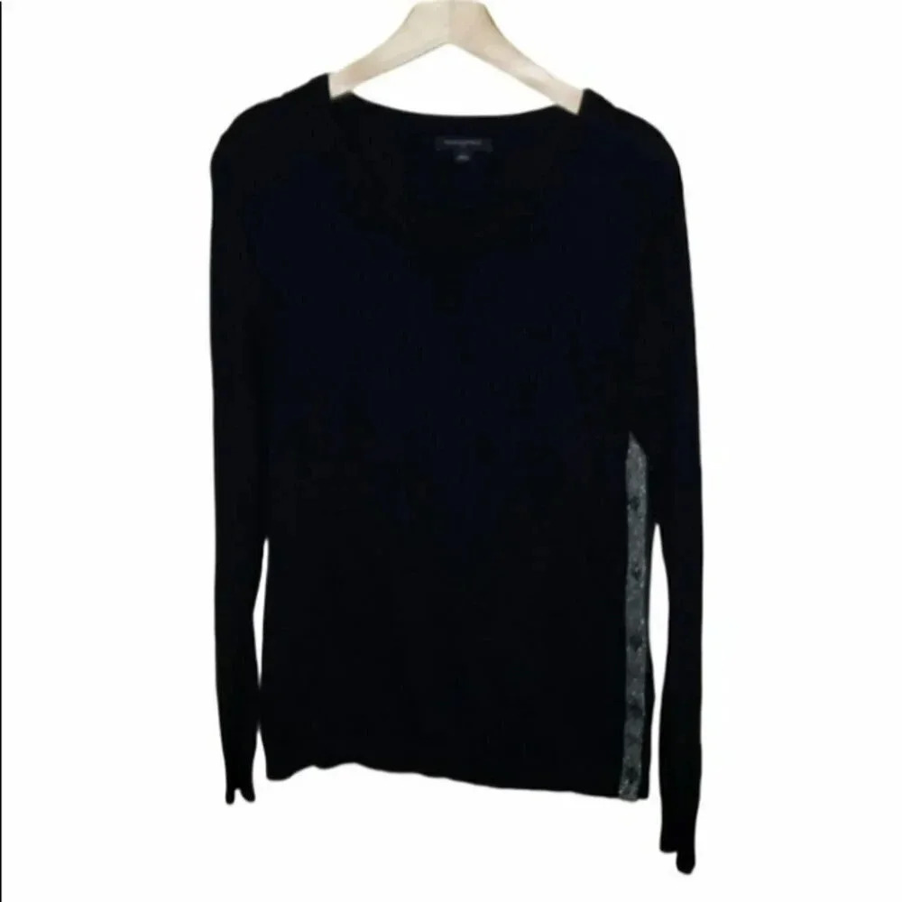 Banana Republic black crew w/silver‎ side sweater